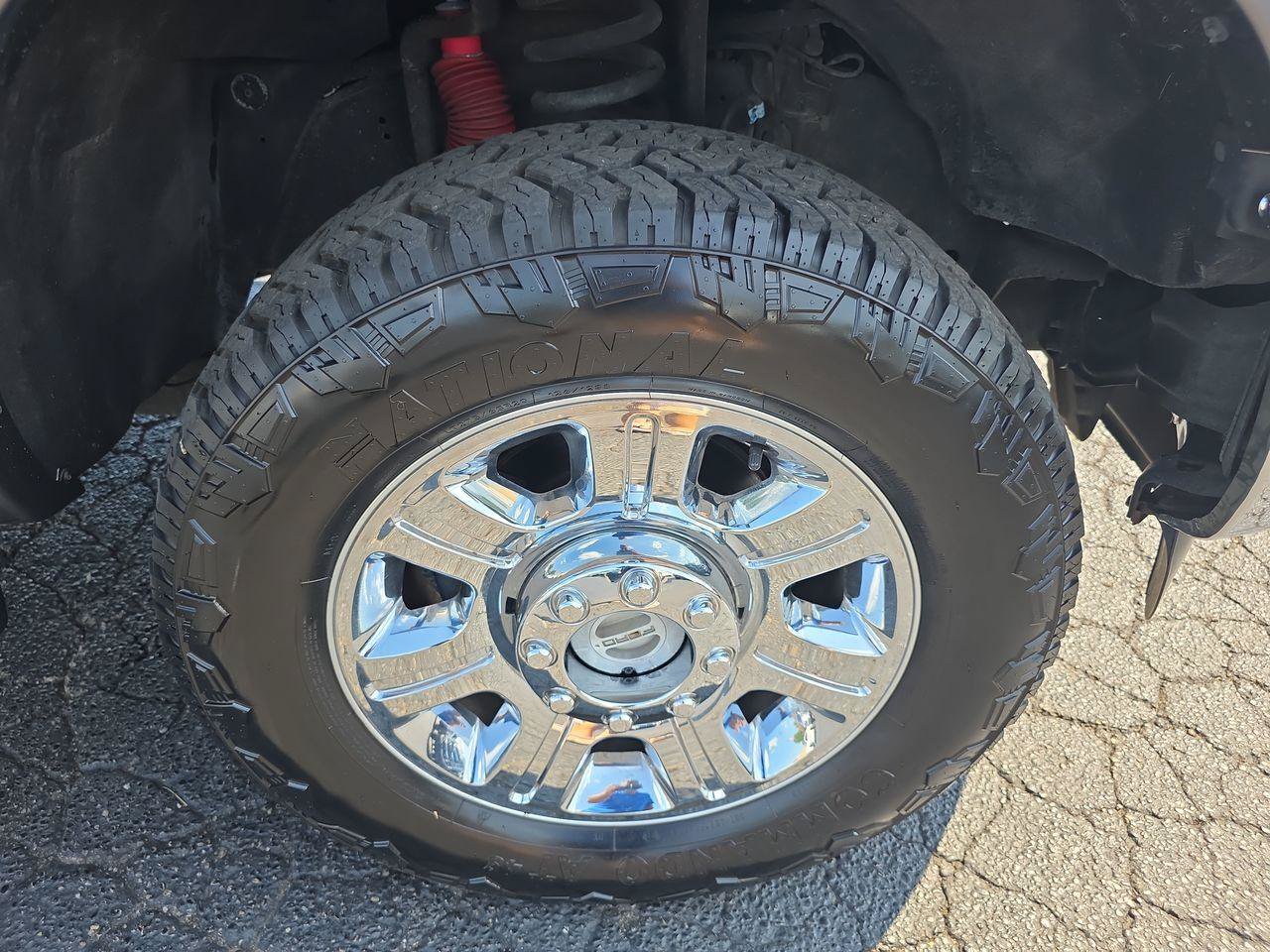 Used 2012 Ford F350 Lariat w/ Chrome Pkg AWD/4WD image 16