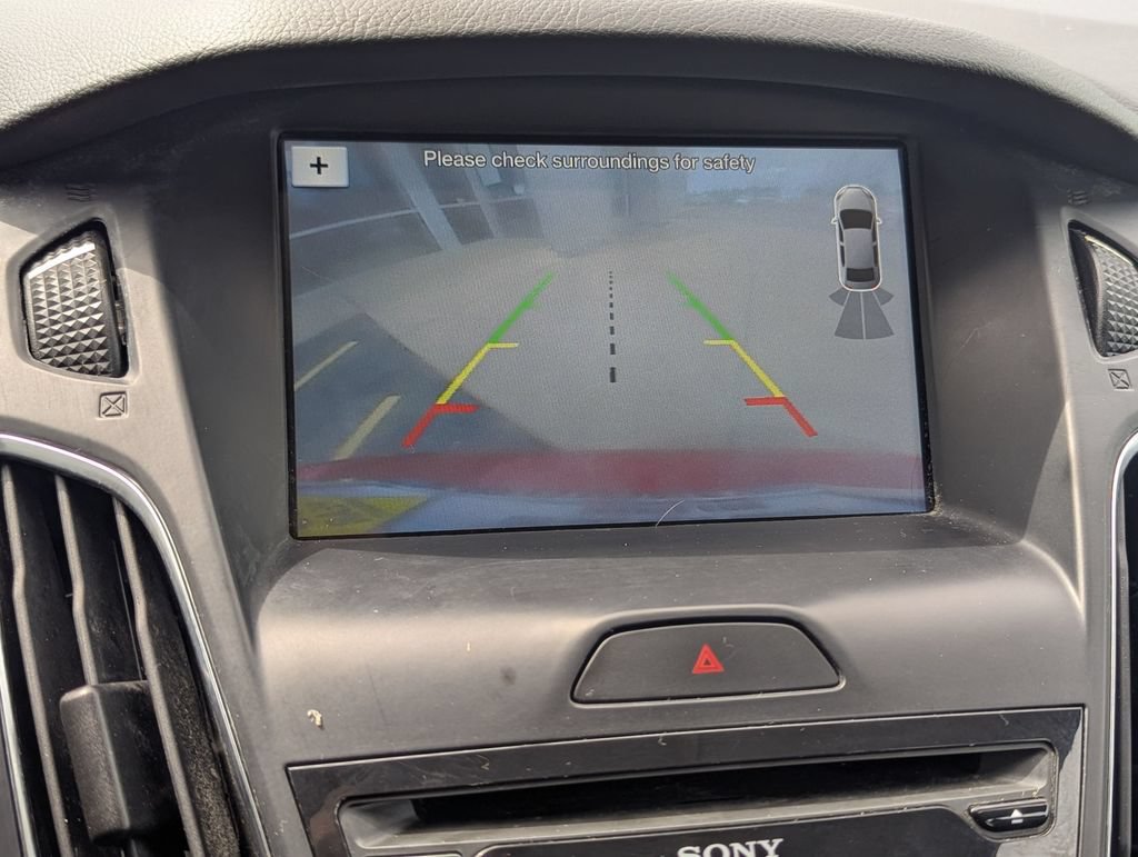 Used 2018 Ford Focus SEL FWD image 17