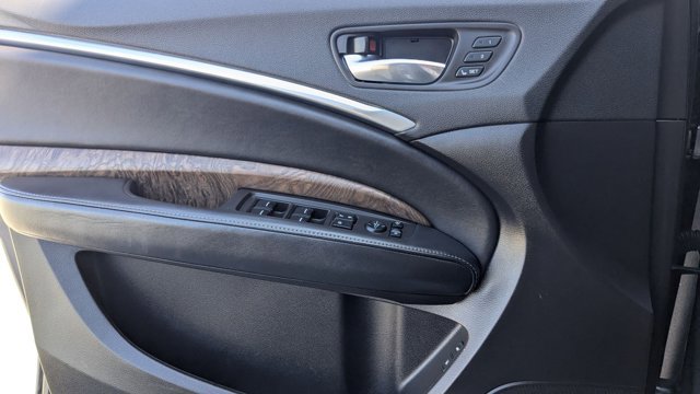 Used 2018 Acura MDX w/ Advance & Entertainment image 12