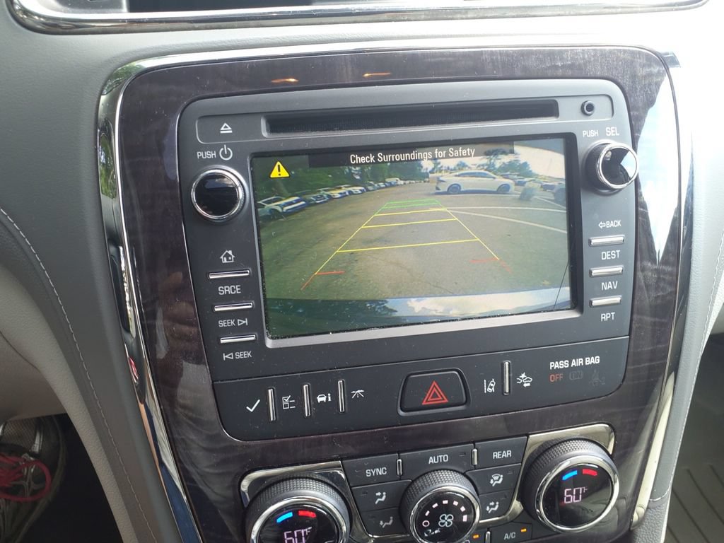 Used 2017 Buick Enclave Premium w/ Experience Buick Package FWD image 34