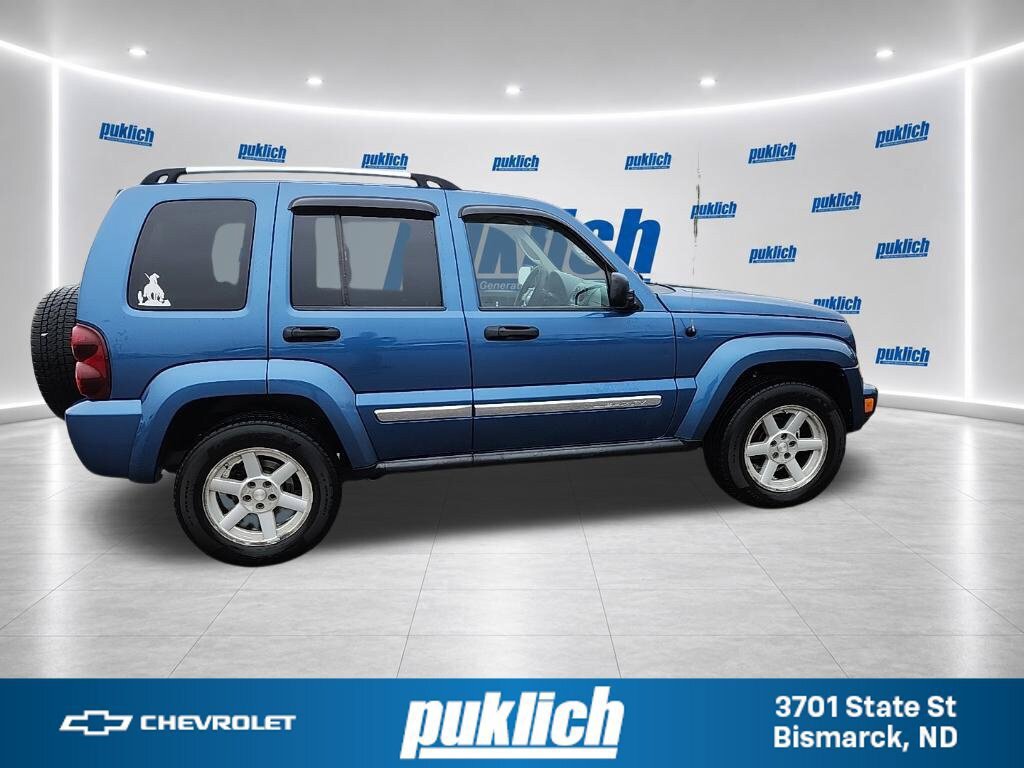 Used 2005 Jeep Liberty Limited AWD/4WD image 8