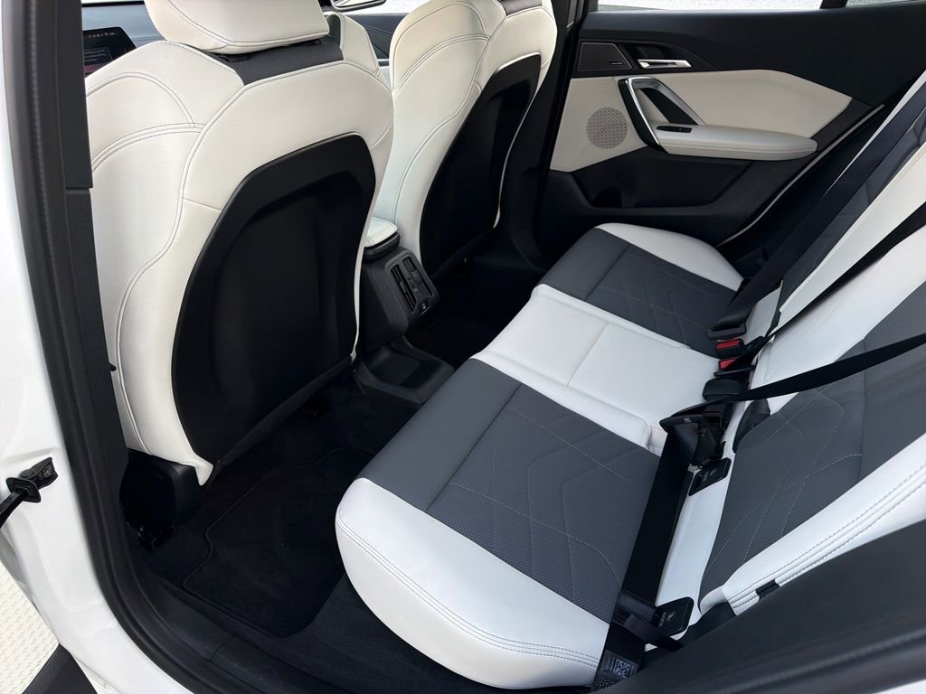 Used 2026 BMW X2 M35i image 29