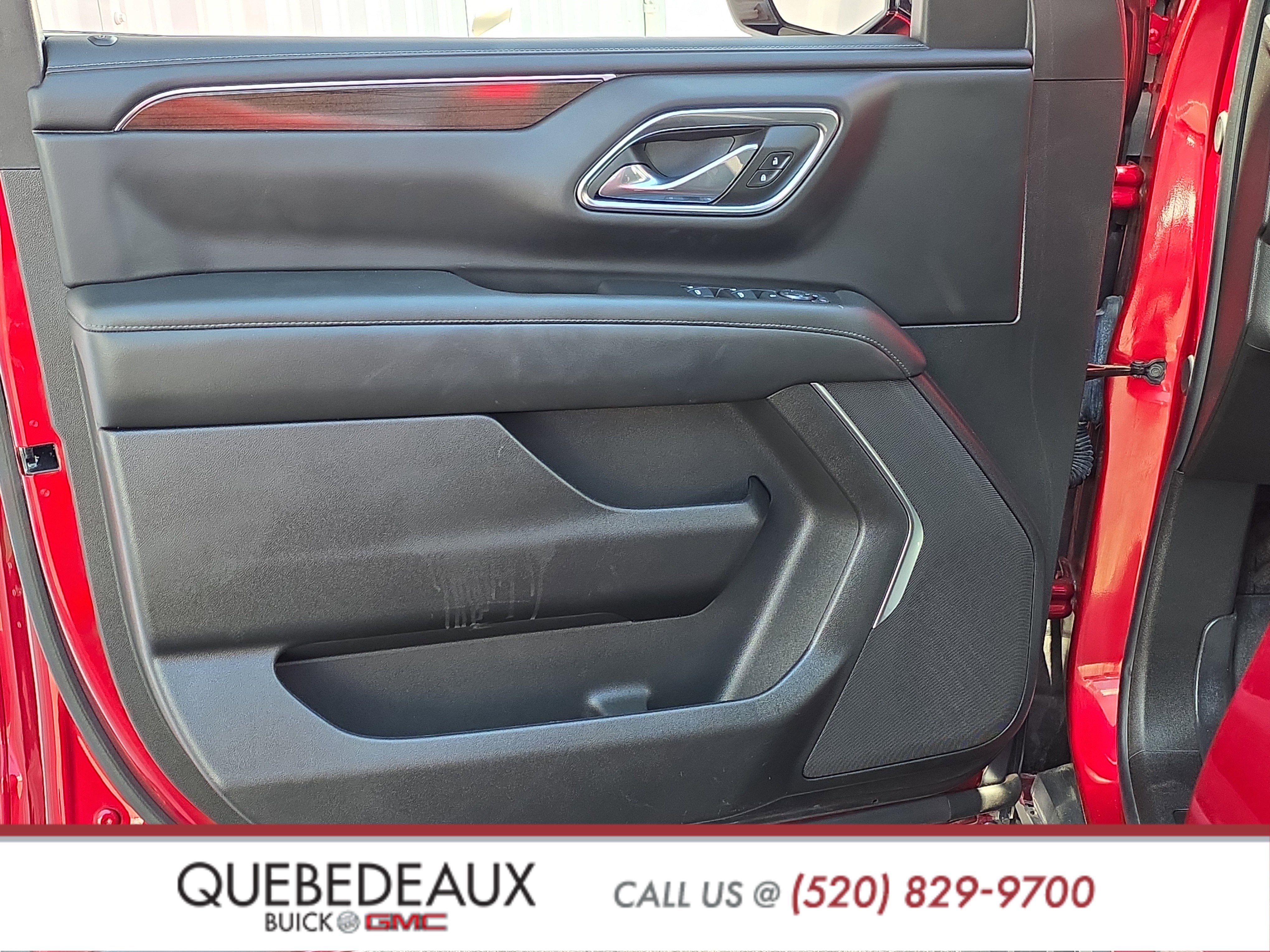 Used 2024 GMC Yukon SLE w/ Gmc Pro Safety Plus Package AWD/4WD image 10