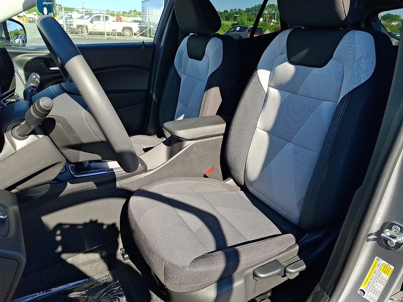 Certified 2025 Chevrolet Trax LS w/ LS Convenience Package FWD image 13