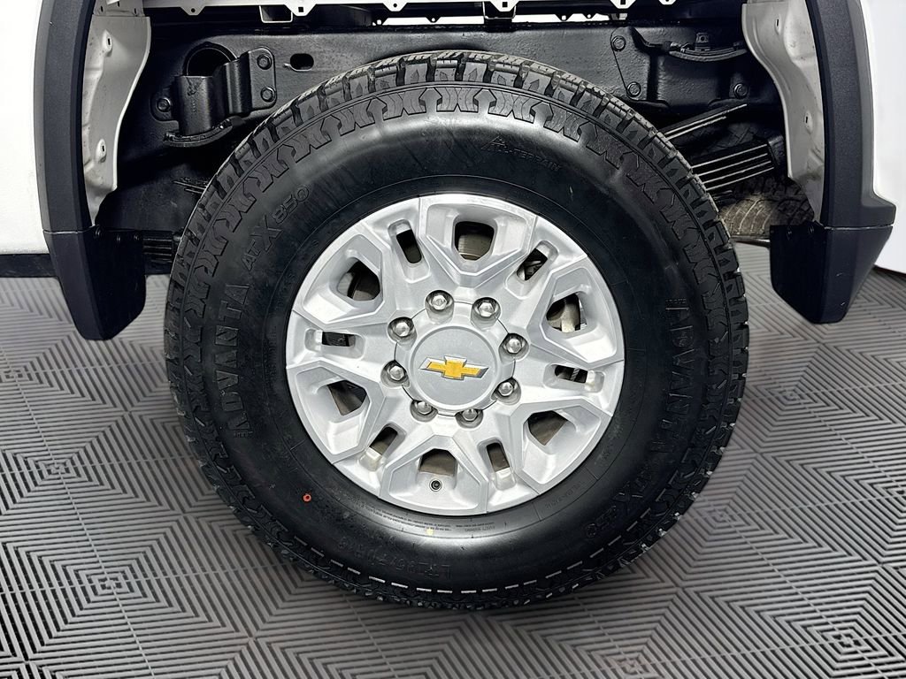 Used 2024 Chevrolet Silverado 3500 LT w/ Safety Package AWD/4WD image 29