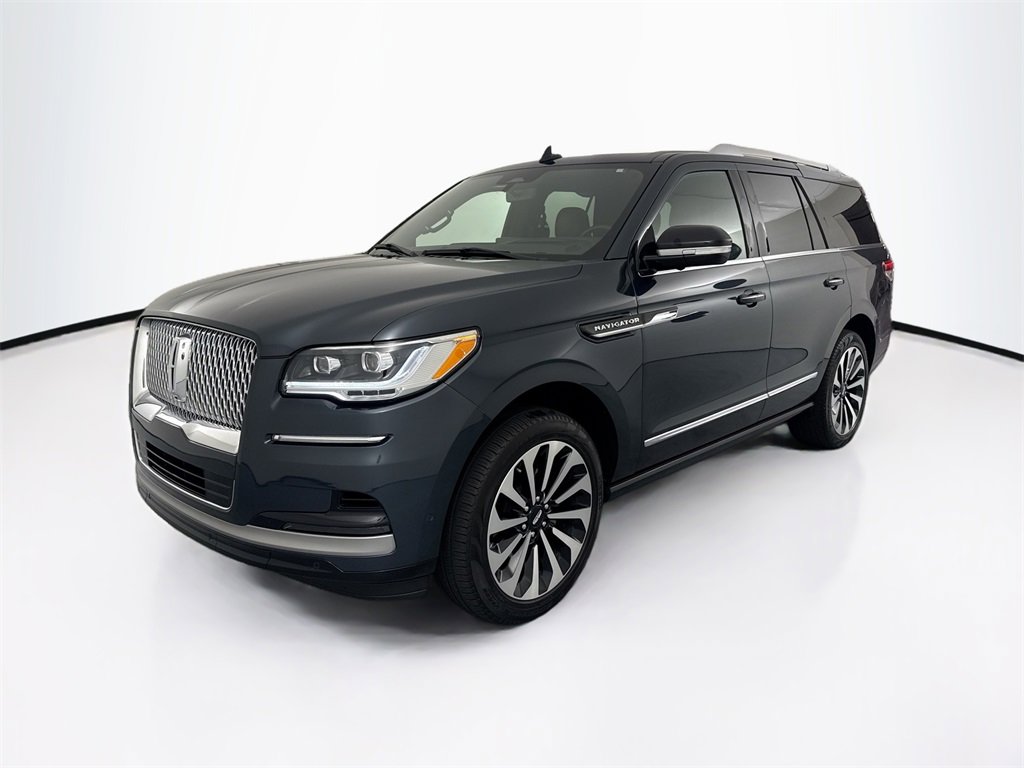 Used 2024 Lincoln Navigator Reserve