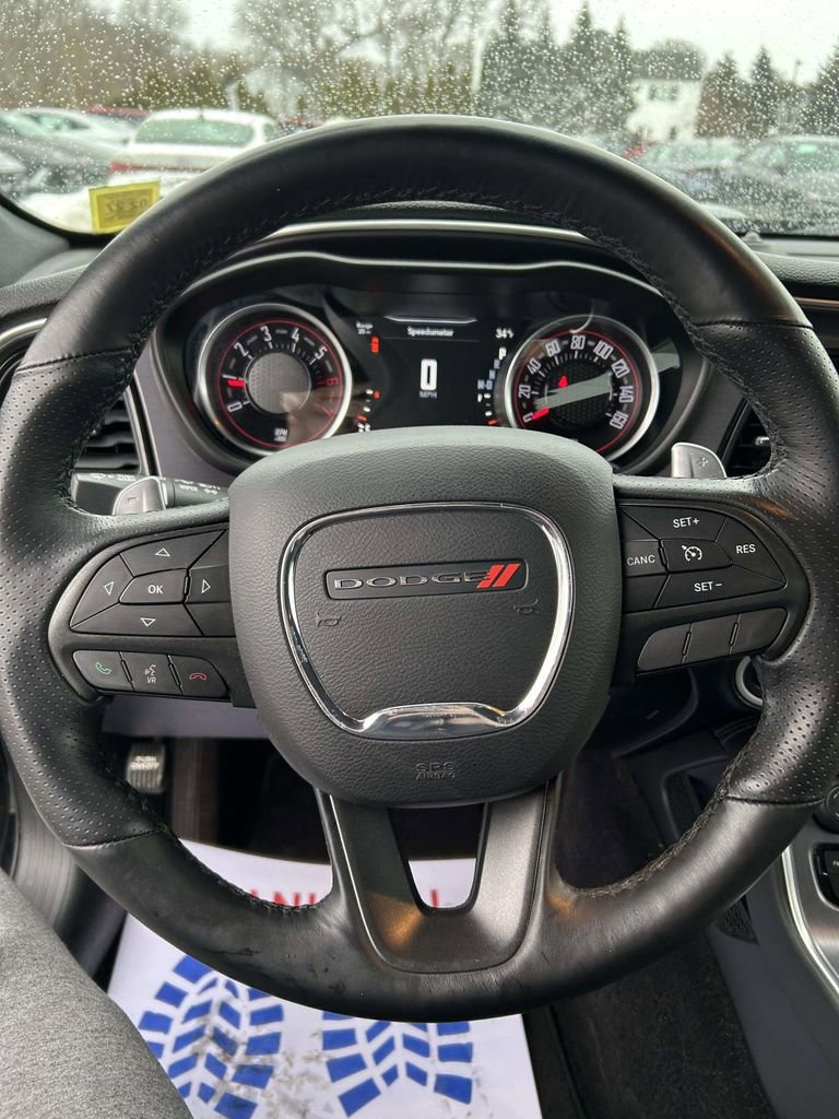 Used 2017 Dodge Challenger R/T Plus image 19