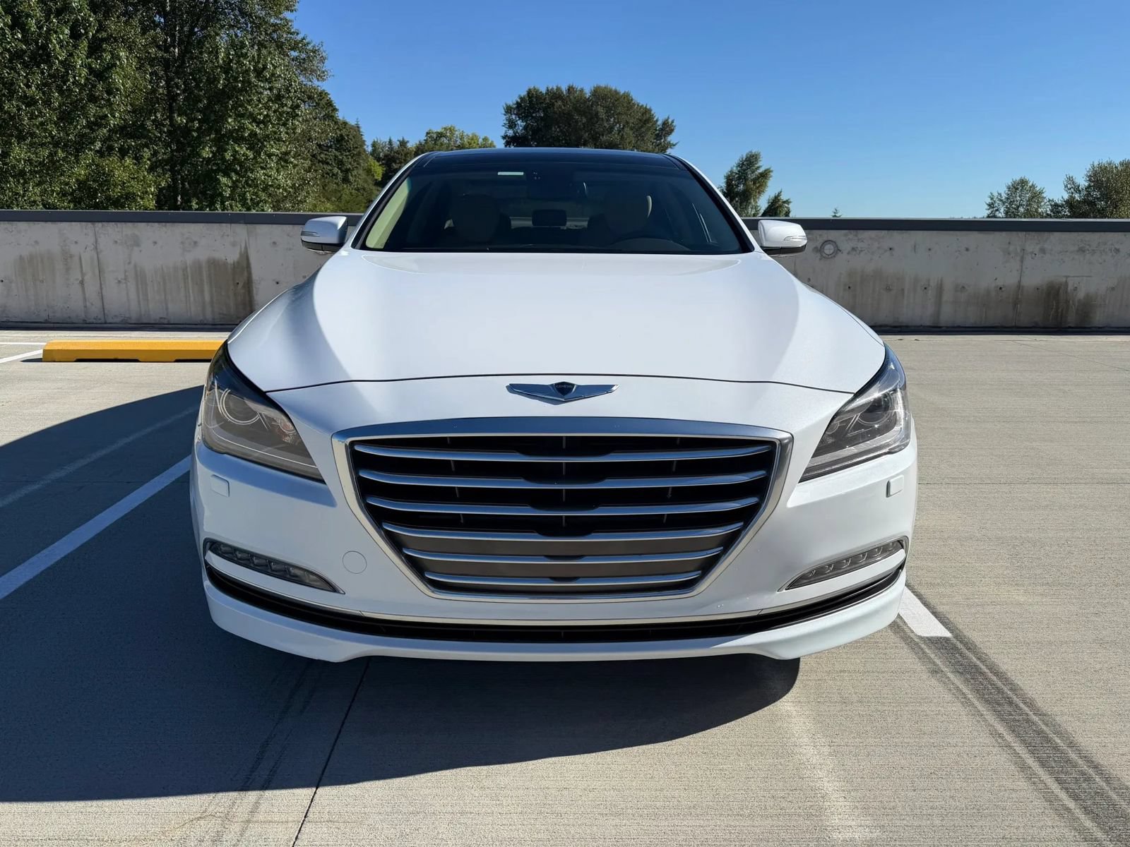 Used 2016 Hyundai Genesis 3.8 w/ Option Group 02 AWD/4WD image 28