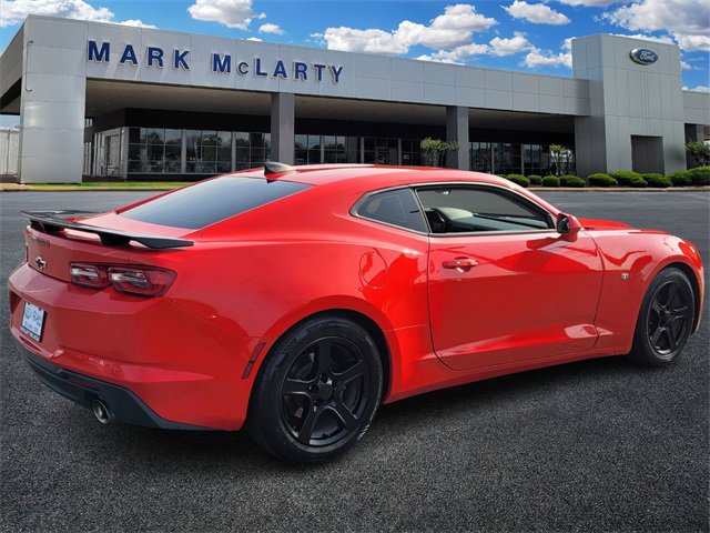 Used 2022 Chevrolet Camaro LT image 3