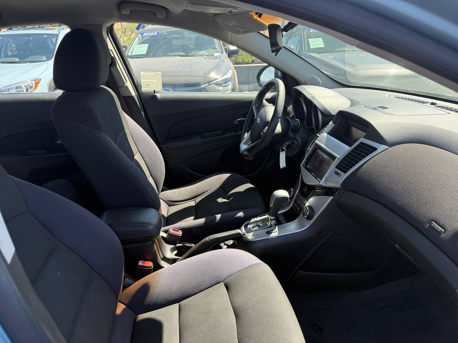 Used 2012 Chevrolet Cruze LT FWD image 17