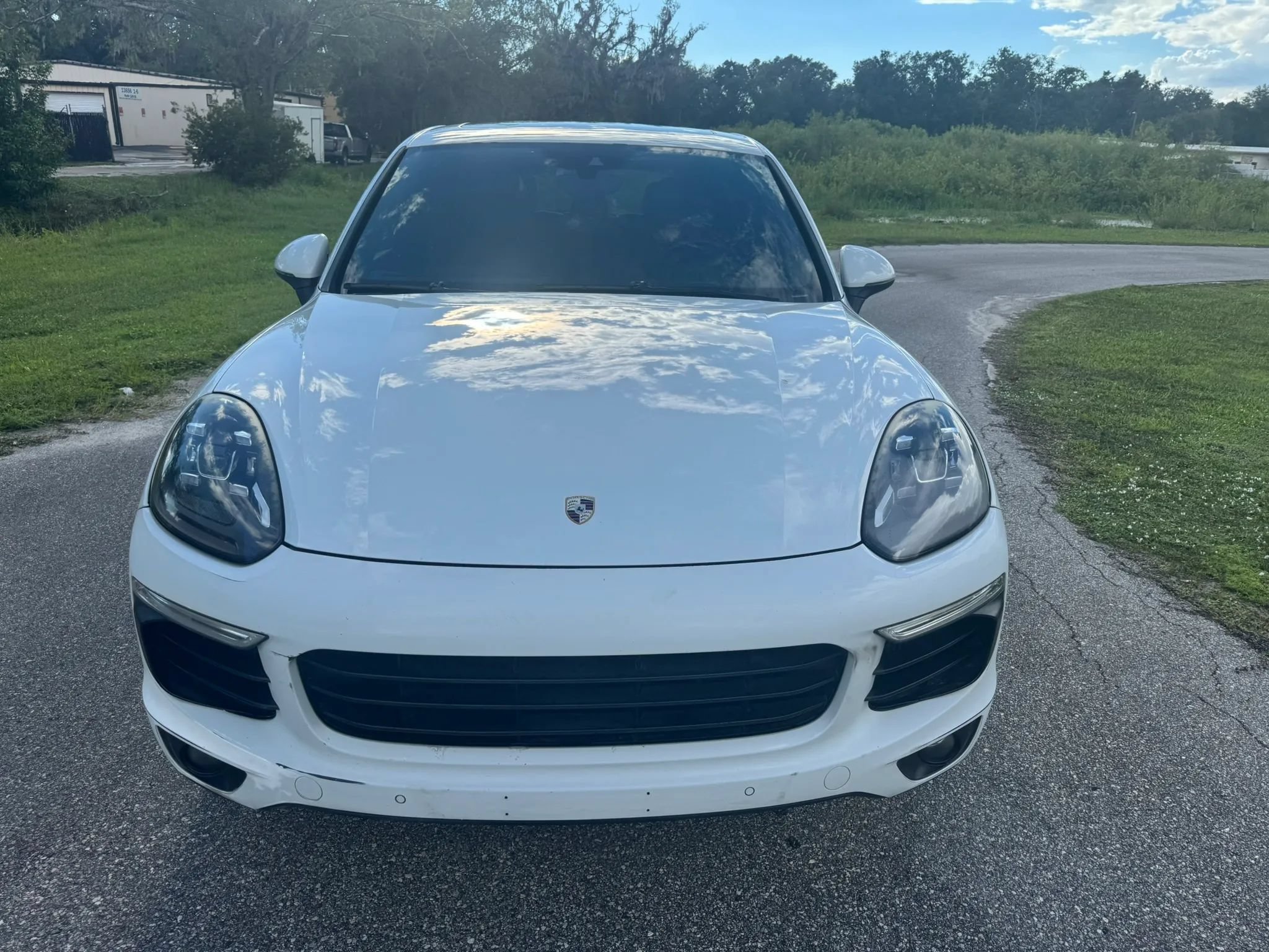 Used 2015 Porsche Cayenne S AWD/4WD image 2