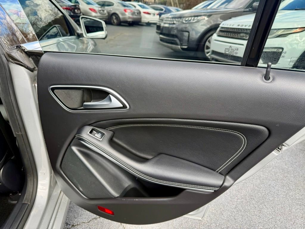 Used 2017 Mercedes-Benz CLA 250 4MATIC image 28