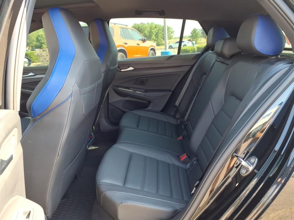 Used 2026 Volkswagen Golf AWD/4WD image 6