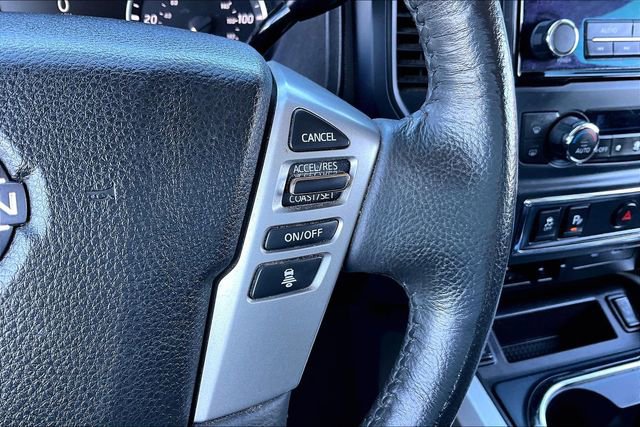 Used 2024 Nissan Titan SV w/ SV Convenience Package image 8