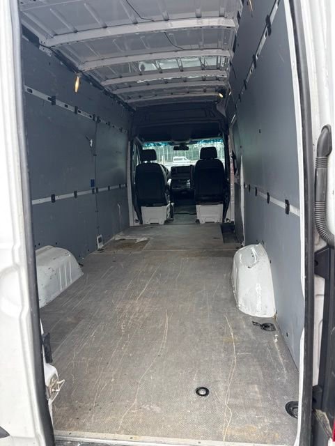 Used 2020 Mercedes-Benz Sprinter 2500 image 9