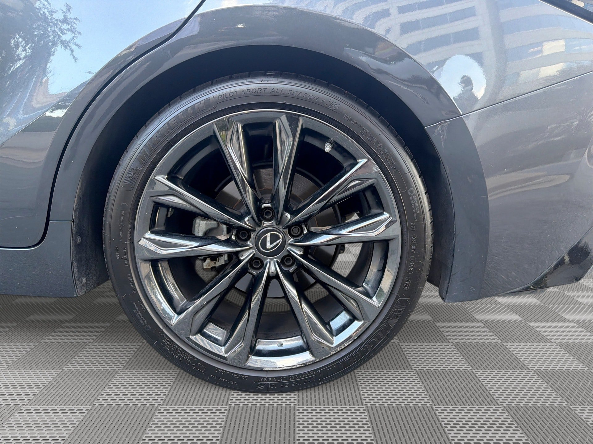 Used 2022 Lexus IS 350 F Sport w/ Navigation Package RWD image 29