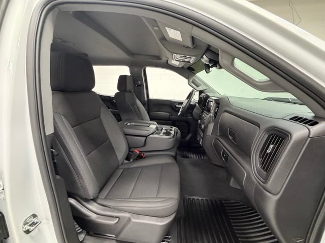 Certified 2025 Chevrolet Silverado 1500 Custom Trail Boss w/ Dark Appearance Package AWD/4WD image 25