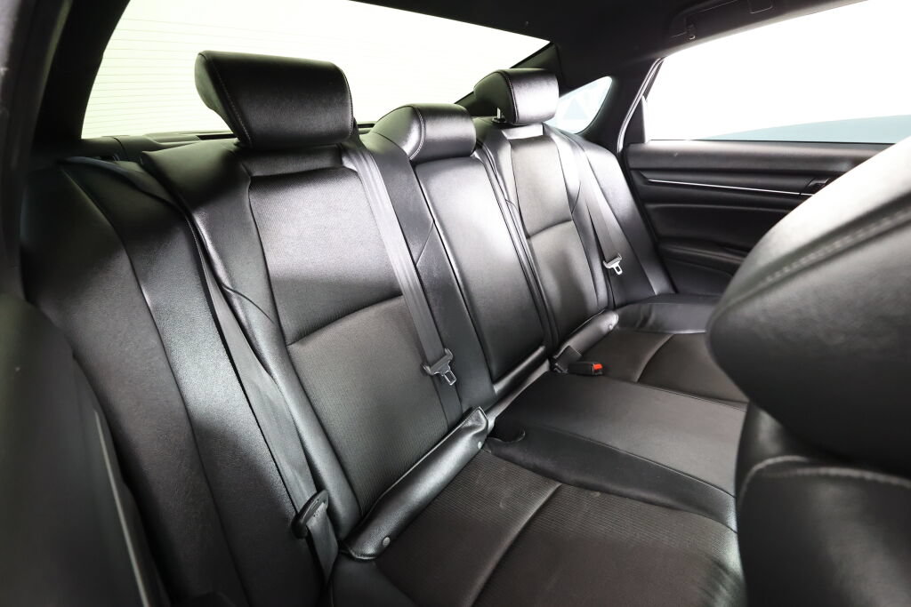 Used 2019 Honda Accord Sport image 20