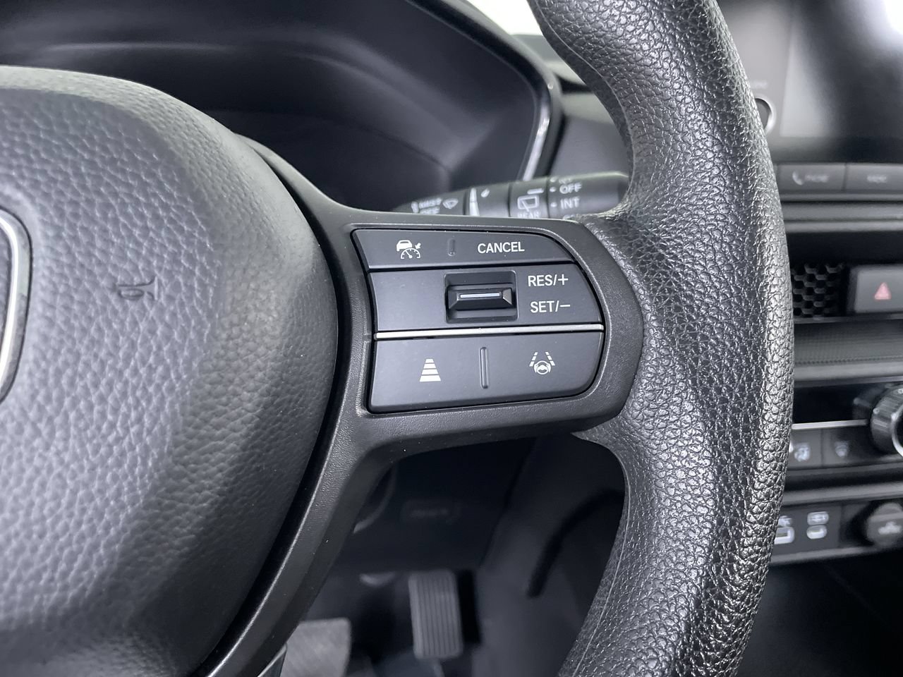 Used 2023 Honda CR-V EX image 27