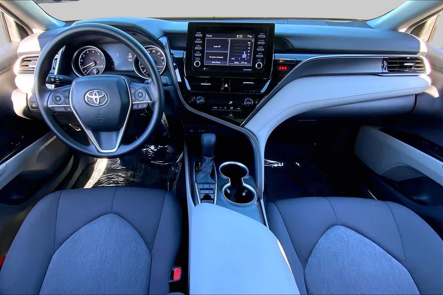 Used 2024 Toyota Camry LE AWD/4WD image 16