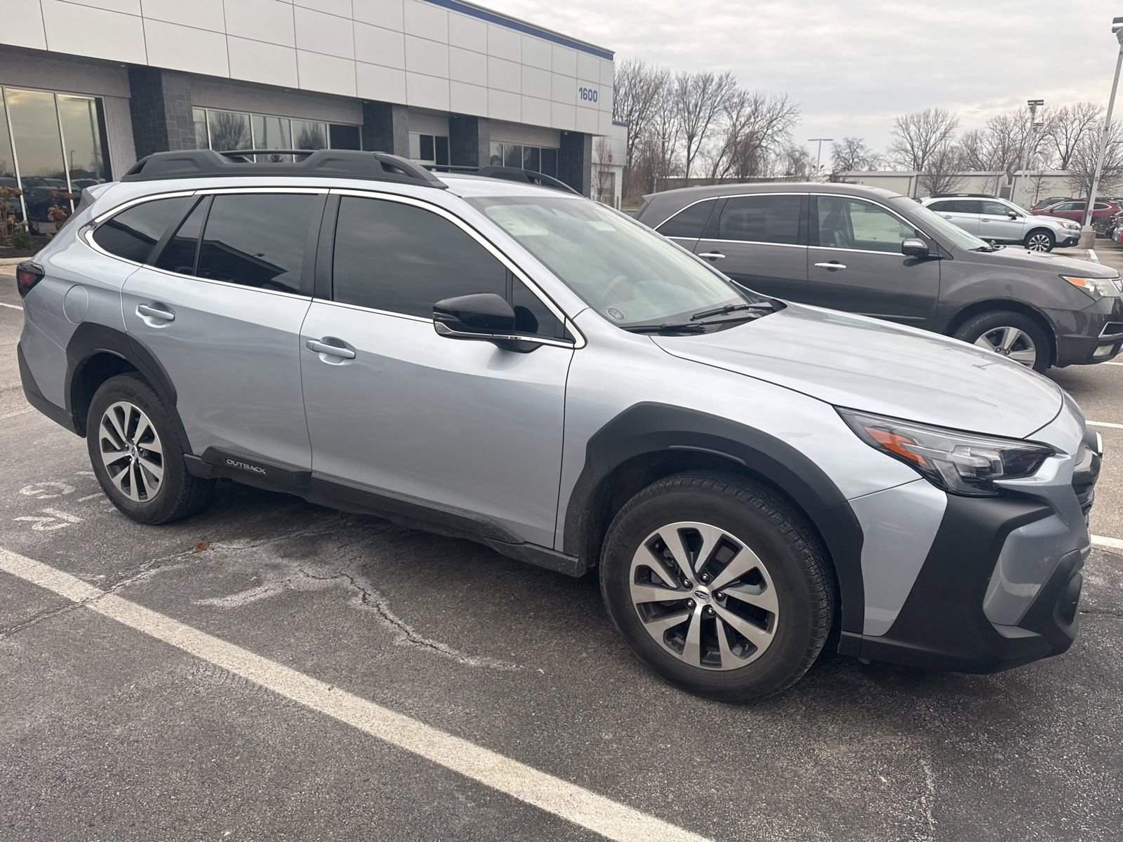 Certified 2024 Subaru Outback Premium image 3