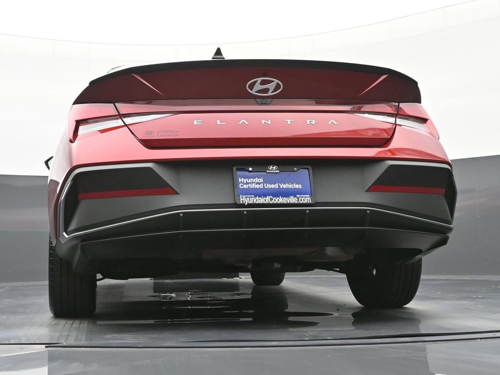 Certified 2026 Hyundai Elantra Sport FWD image 40