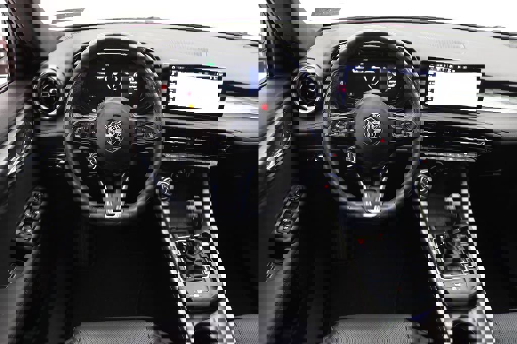 Used 2024 Alfa Romeo Tonale Ti w/ Active Assist Package image 13