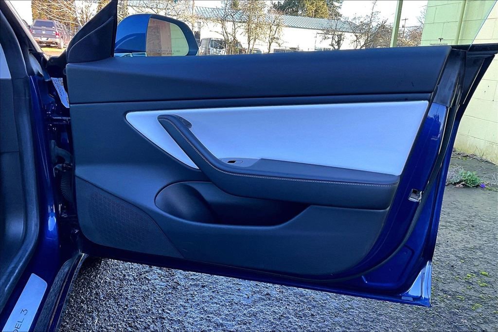 Used 2019 Tesla Model 3 Long Range image 24