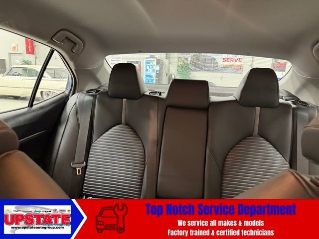 Used 2024 Toyota Camry SE image 14