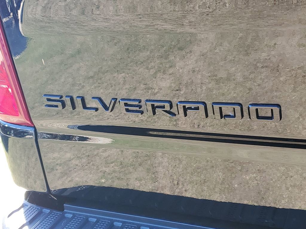 New 2026 Chevrolet Silverado 1500 Custom Trail Boss w/ LPO, Dark Essentials Package image 7