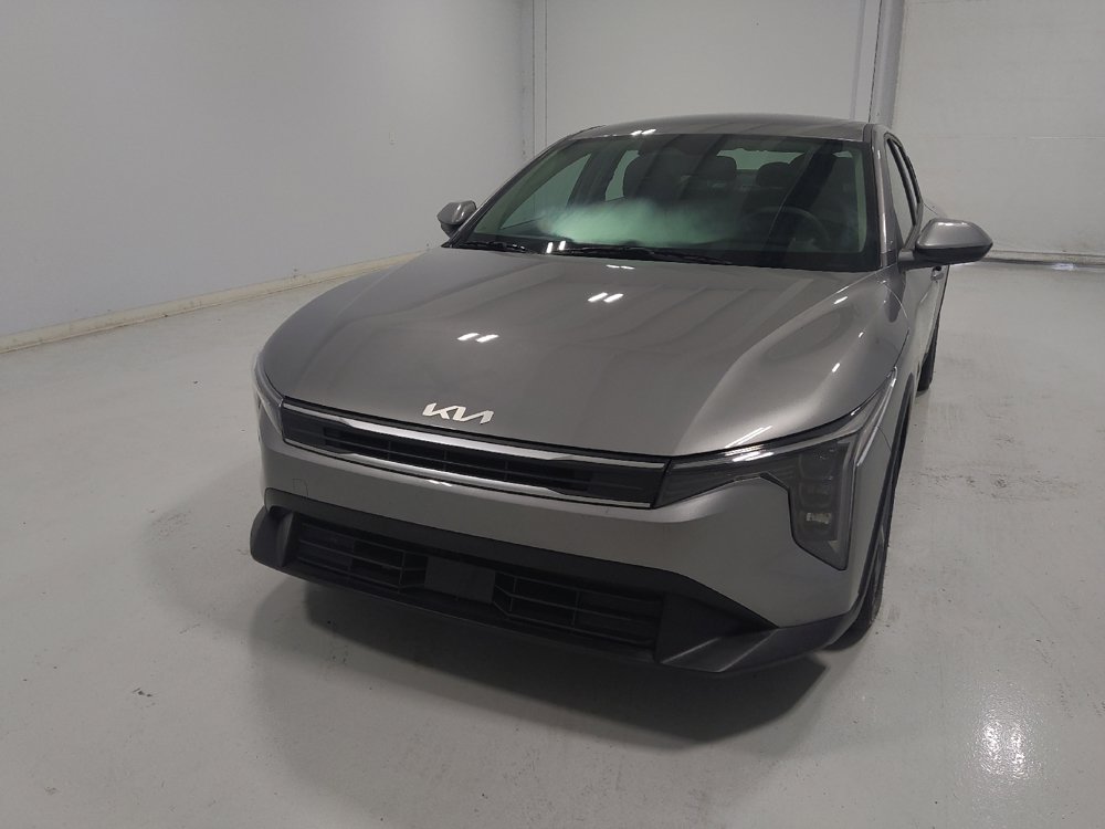 Used 2025 Kia K4 FWD image 15
