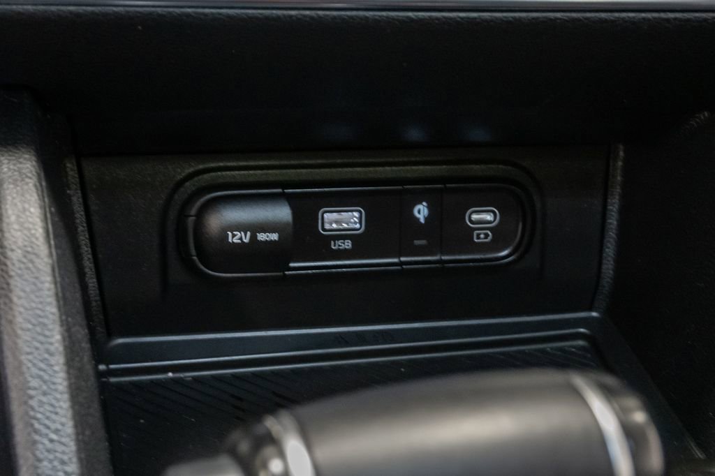 Used 2023 Kia Sportage SX image 22