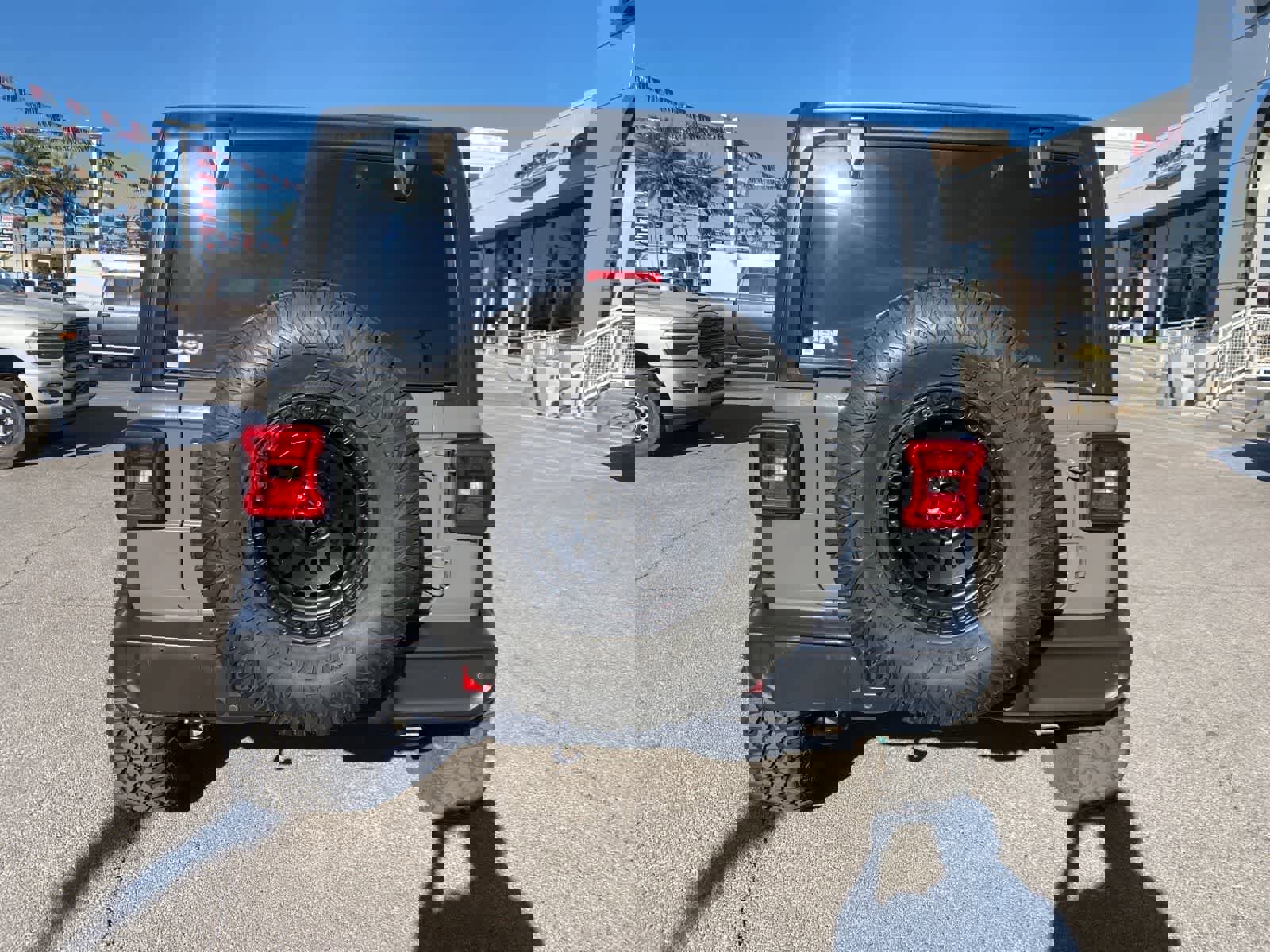 Used 2019 Jeep Wrangler Unlimited Sport S image 7