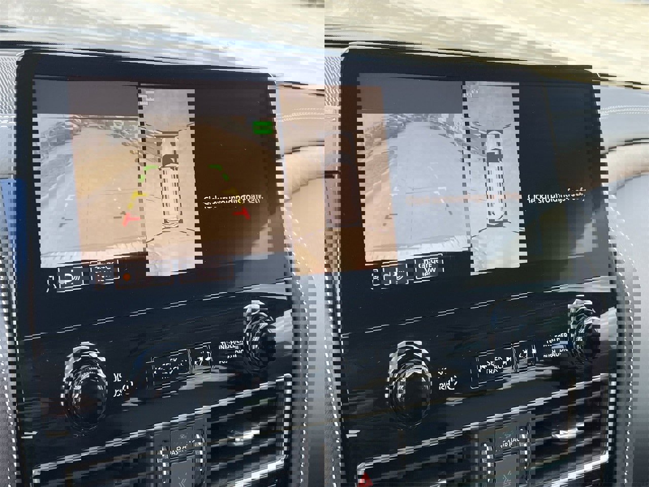 Used 2023 INFINITI QX80 Premium Select w/ All-Season Package image 16