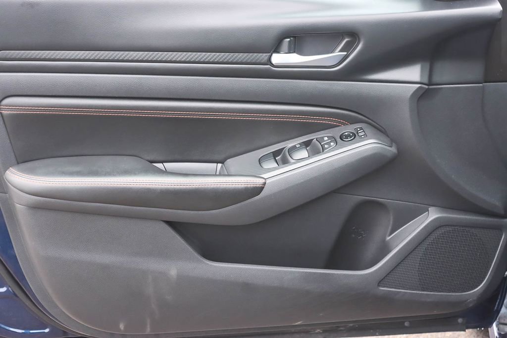 Used 2022 Nissan Altima 2.5 SR image 37