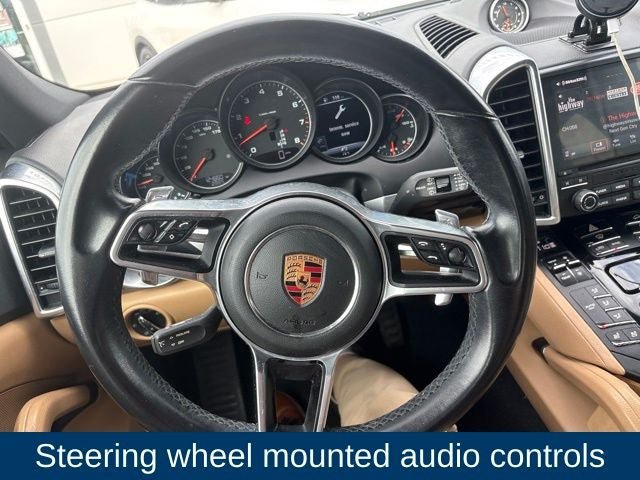 Used 2018 Porsche Cayenne AWD/4WD image 16