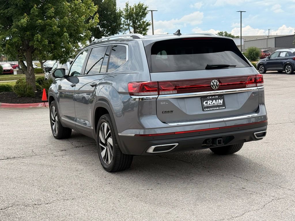 Used 2024 Volkswagen Atlas SEL AWD/4WD image 5