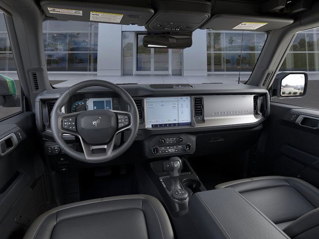 New 2025 Ford Bronco Outer Banks image 9