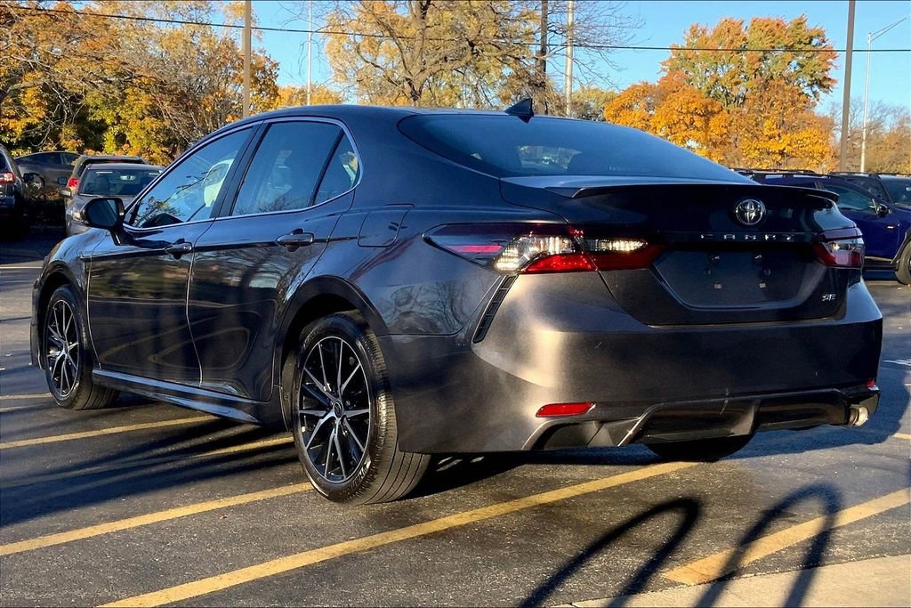 Used 2023 Toyota Camry SE image 13