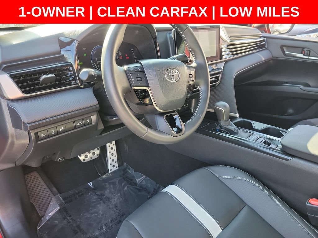 Used 2025 Toyota Camry SE FWD image 21