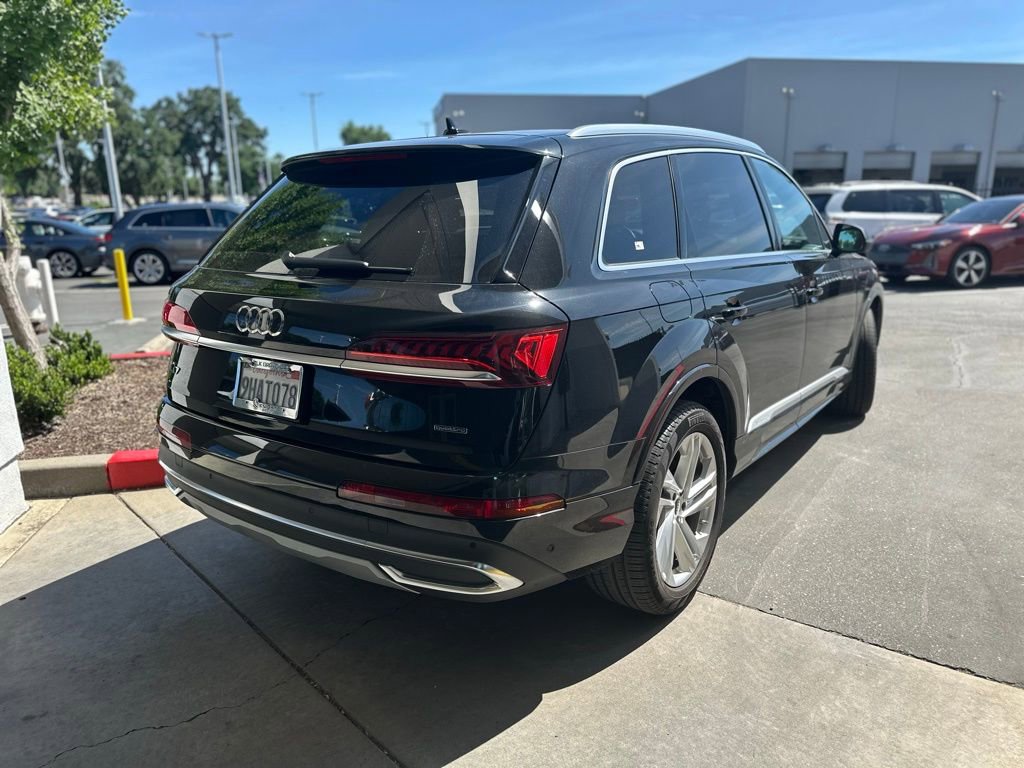 Used 2023 Audi Q7 3.0T Premium w/ Convenience Package image 6