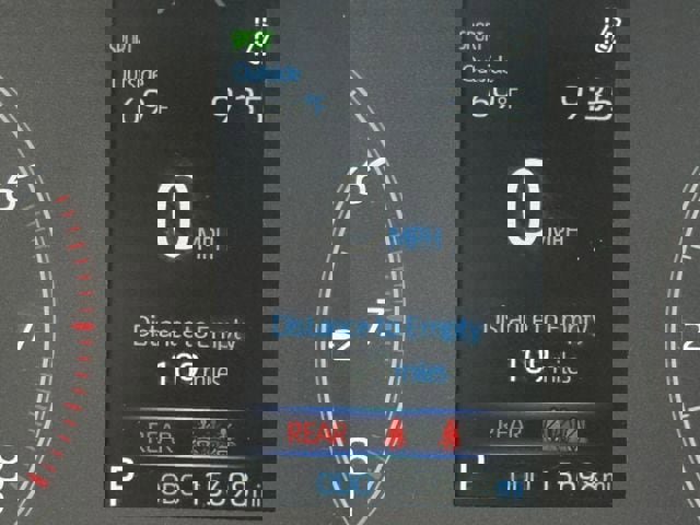 Used 2025 Toyota Corolla Cross AWD Hybrid image 16