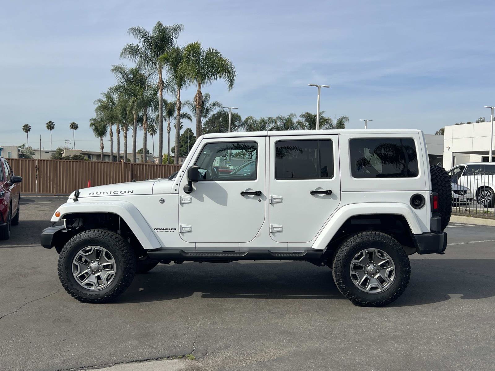 Used 2016 Jeep Wrangler Unlimited Rubicon w/ Connectivity Group image 2