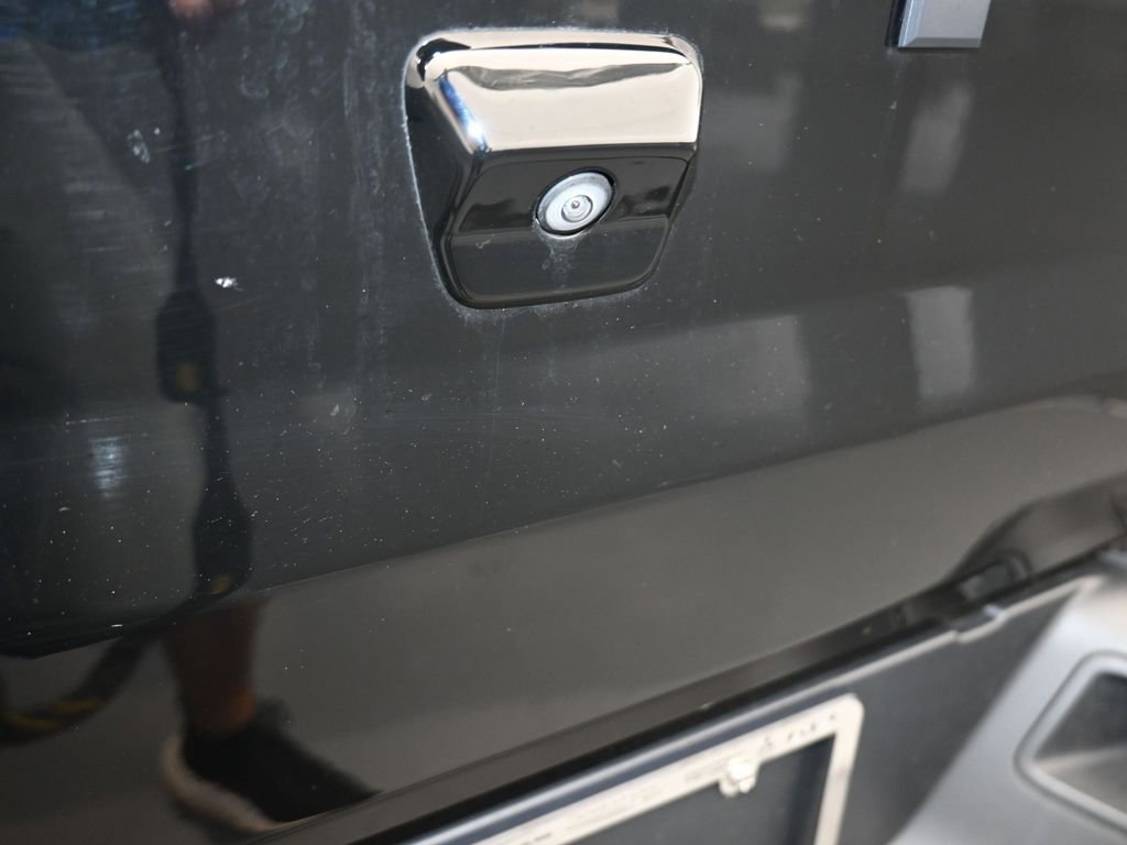 Used 2024 Jeep Gladiator Sport w/ Premium Package image 38