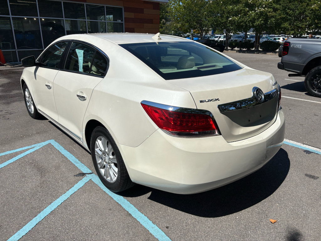 Used 2011 Buick LaCrosse CX FWD image 7