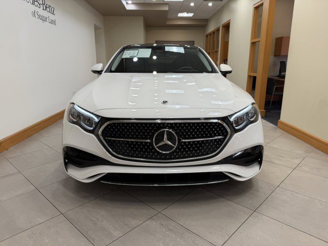 Used 2025 Mercedes-Benz E 350 Sedan image 2