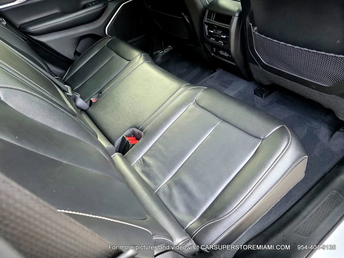 Used 2022 Jeep Grand Cherokee Limited 4xe image 39