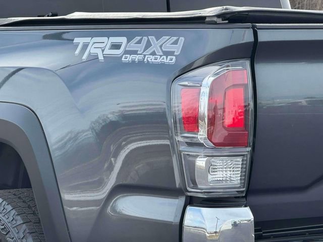 Used 2023 Toyota Tacoma TRD Off-Road image 9
