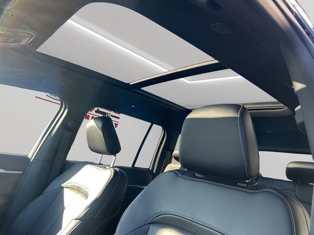 New 2025 Jeep Grand Cherokee Limited image 24
