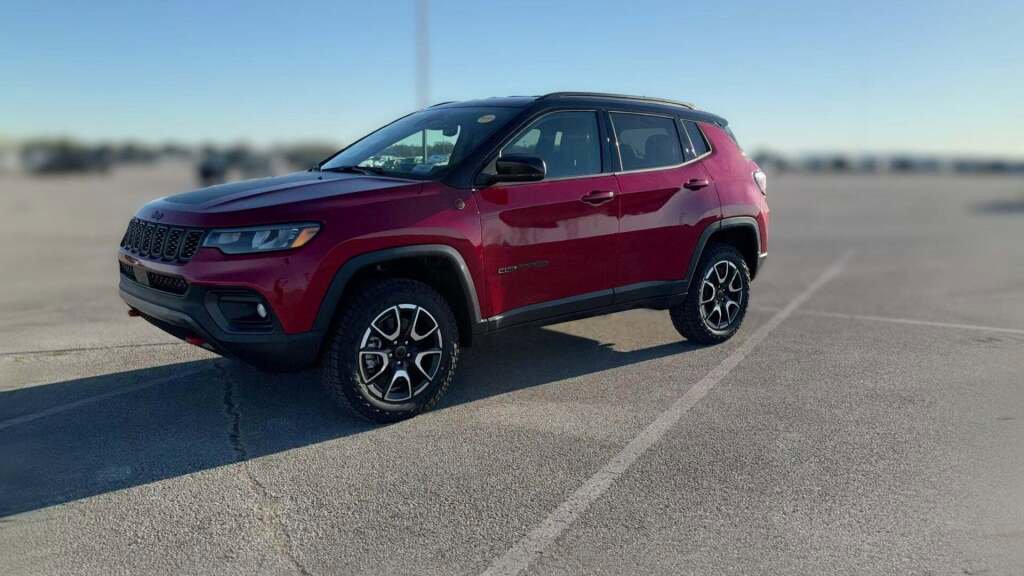 New 2026 Jeep Compass Trailhawk